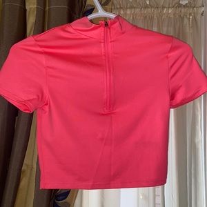 Fitted active wear top